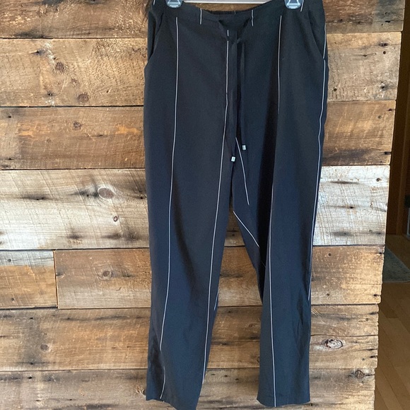 Casual or dress pant - Picture 1 of 4